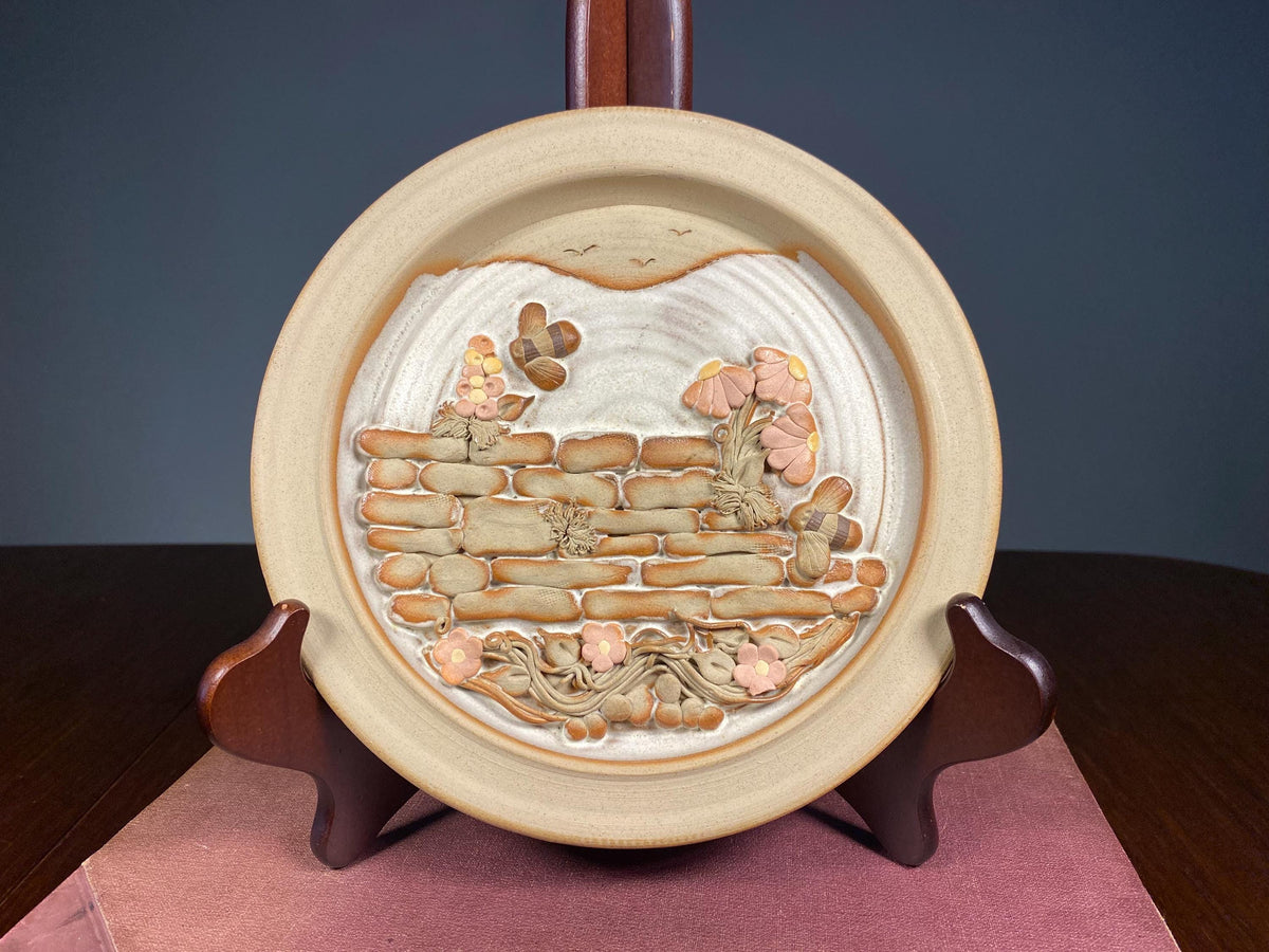 Colin & Ruth Kirkby Stapleton House Plate – 27cm