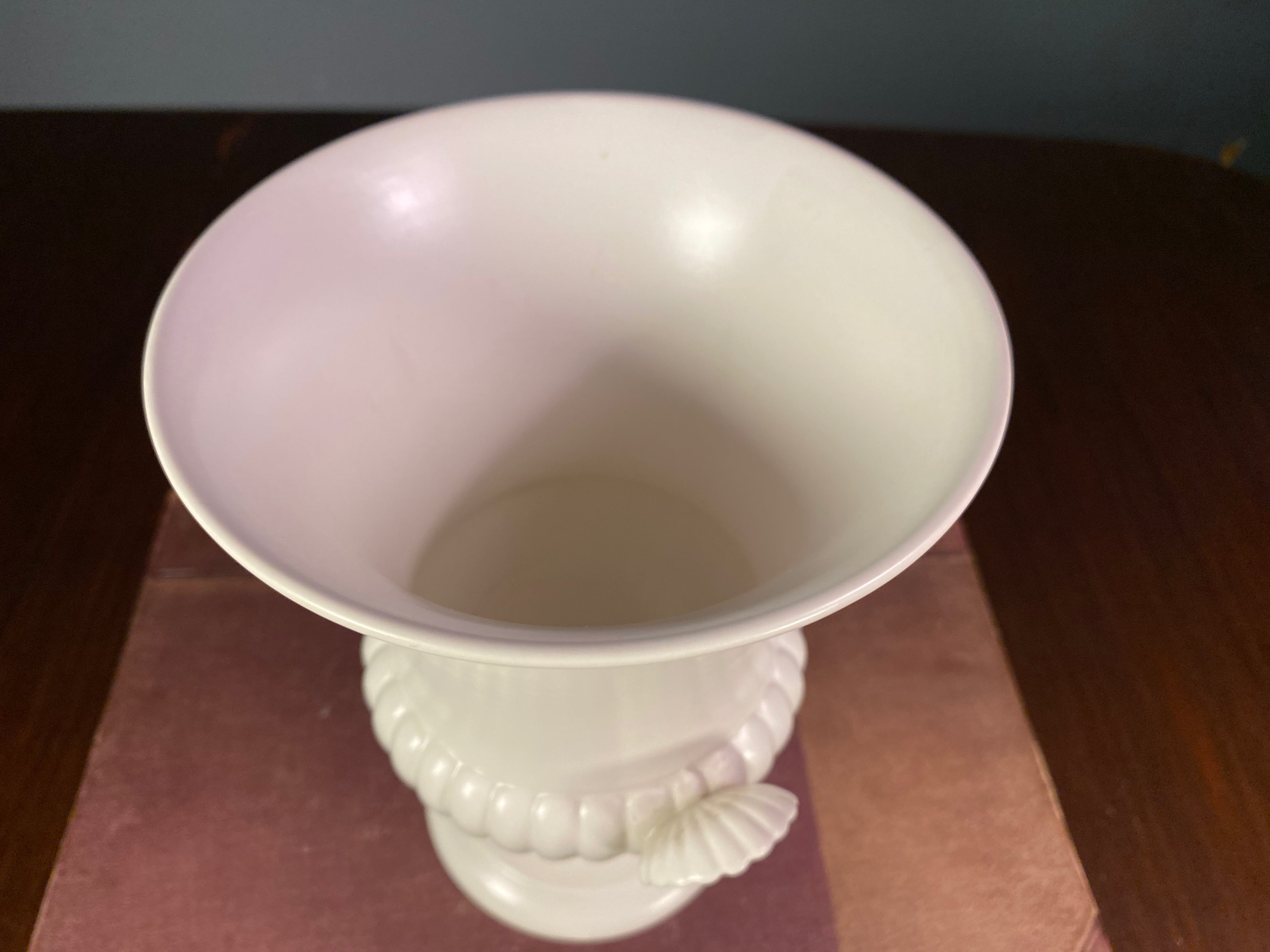 1957 Wedgwood Moonstone Twin-Handled Vase